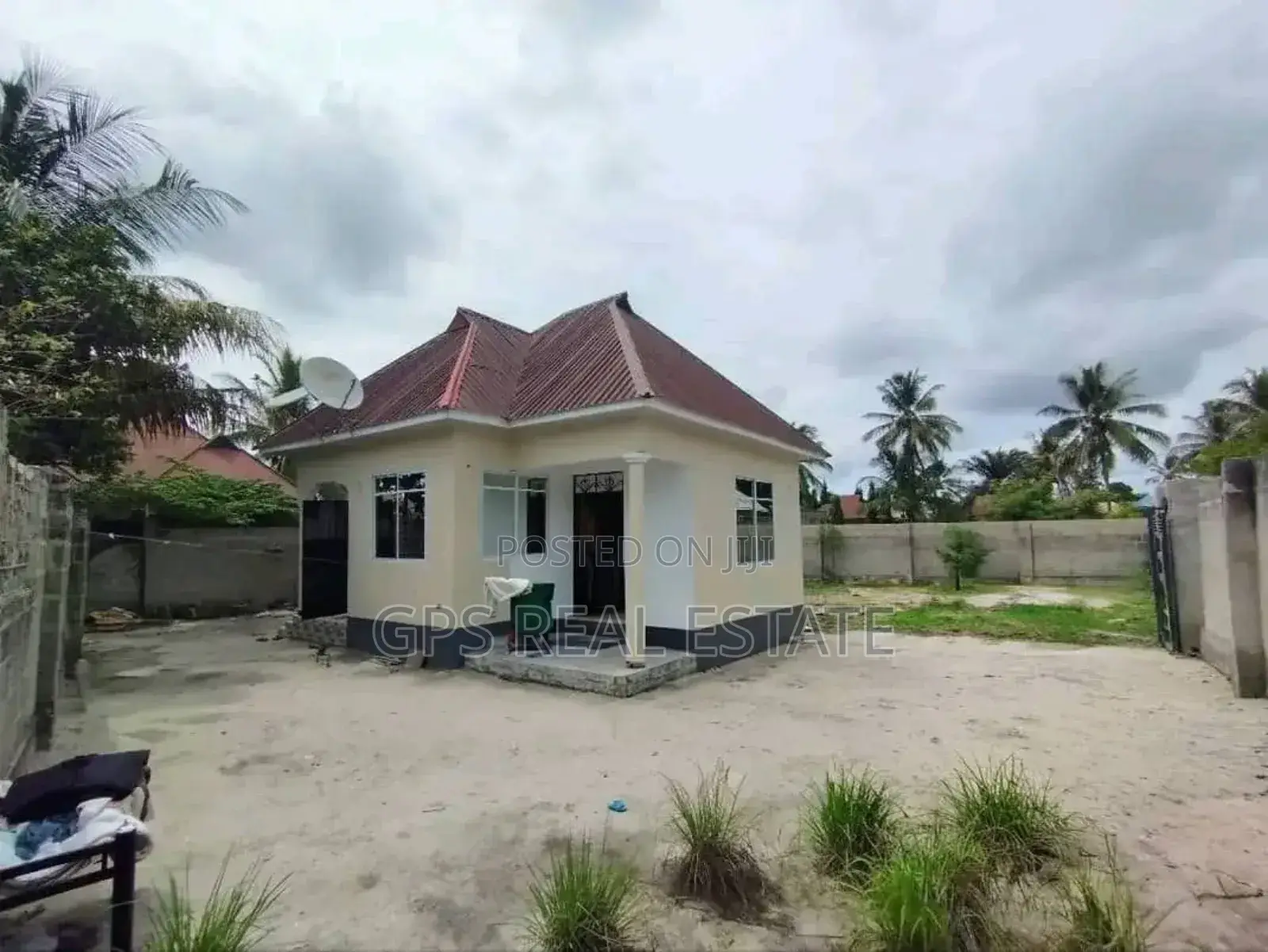 3bdrm House in Kivule Frem 10, Ilala for sale