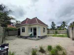 3bdrm House in Kivule Frem 10, Ilala for sale