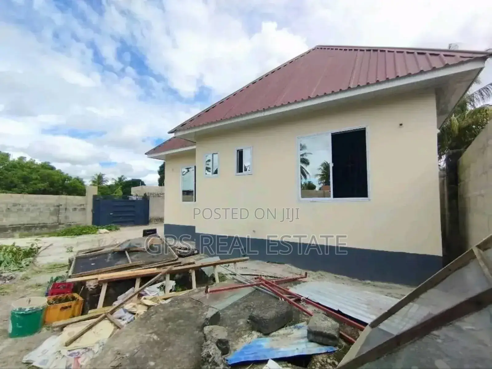 3bdrm House in Kivule Frem 10, Ilala for sale