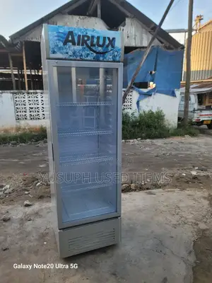Airlux Display Showcase Fridge// 338l // No Kipengele//
