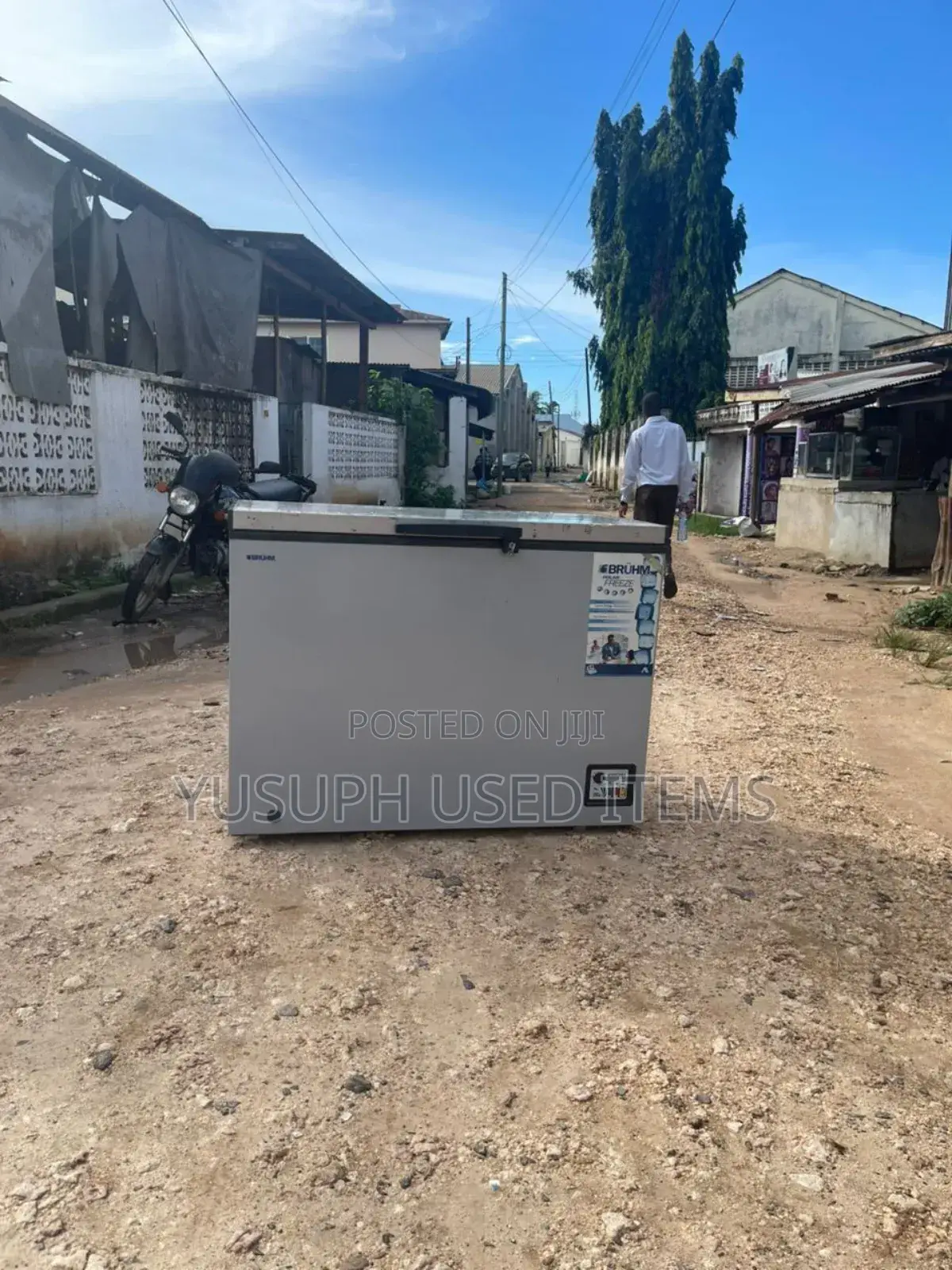 Bruhm Freezer // 250l //