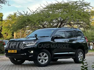 Toyota Land Cruiser Prado 2011 Black