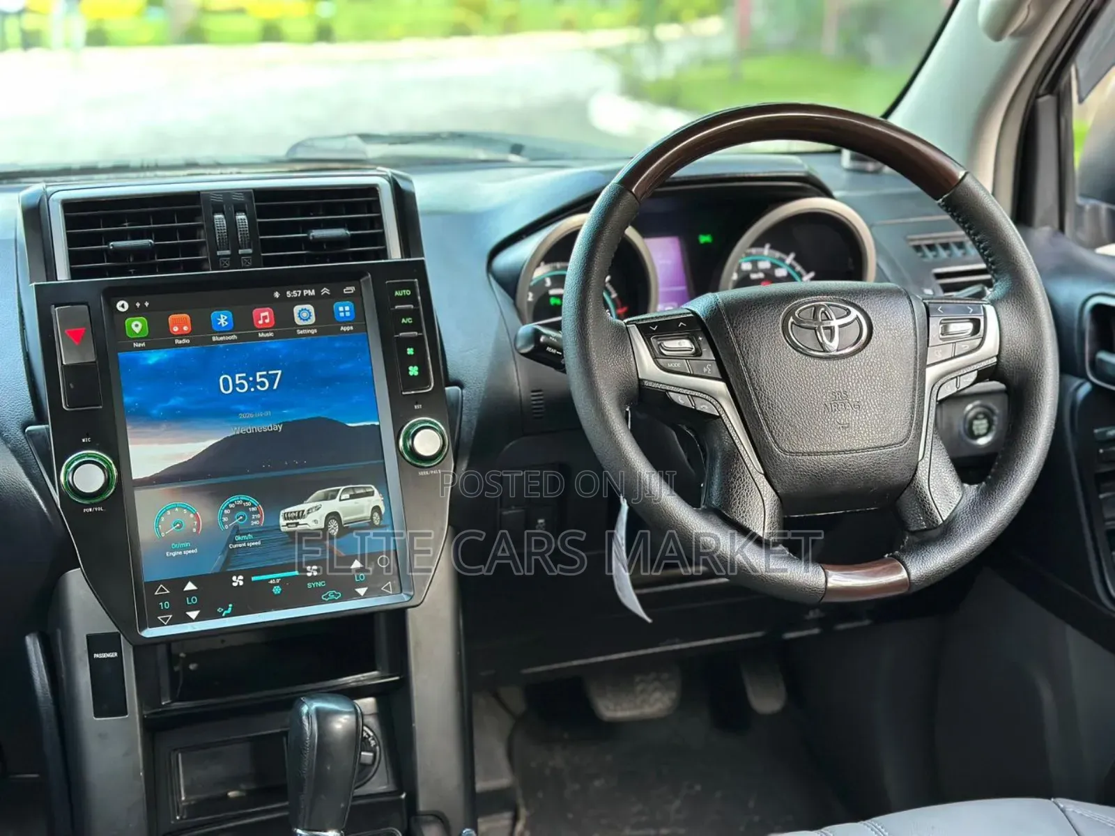 Toyota Land Cruiser Prado 2011 Black