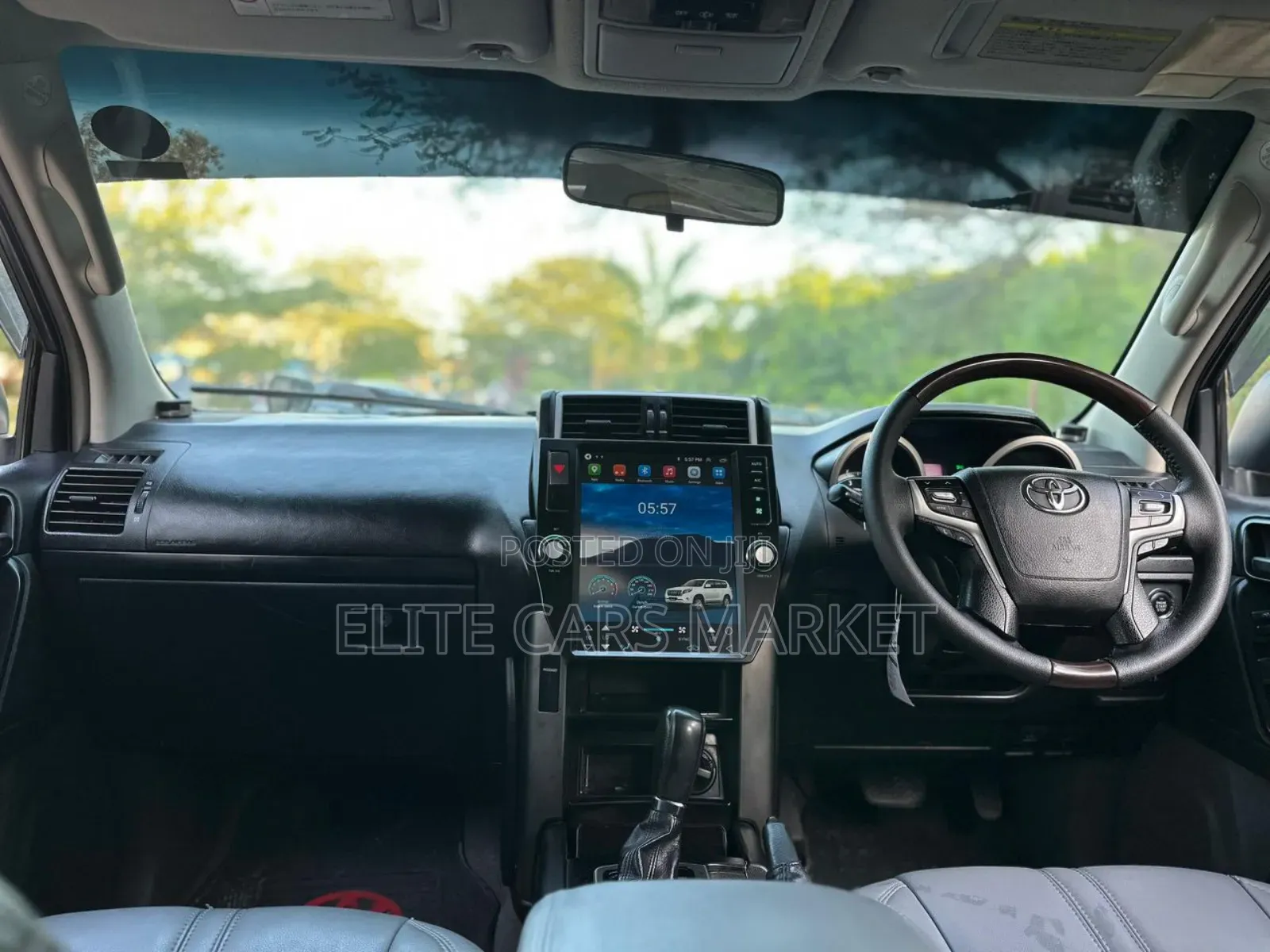 Toyota Land Cruiser Prado 2011 Black
