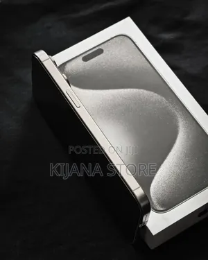 New Apple iPhone 15 Pro Max 256 GB Silver