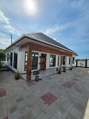 4bdrm House in Tanzania Daresalaam, Ukonga for sale