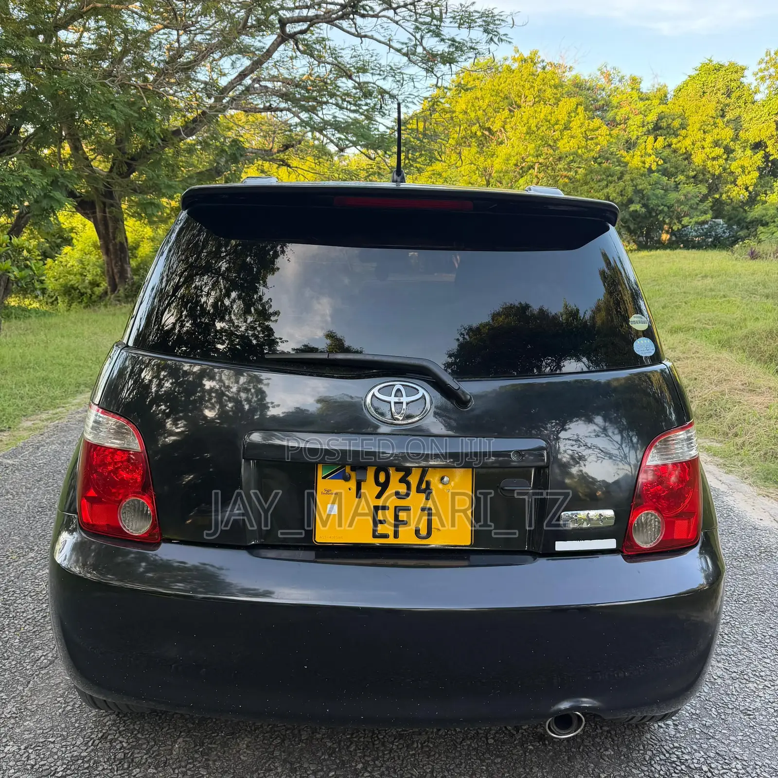 Toyota IST 2007 Black