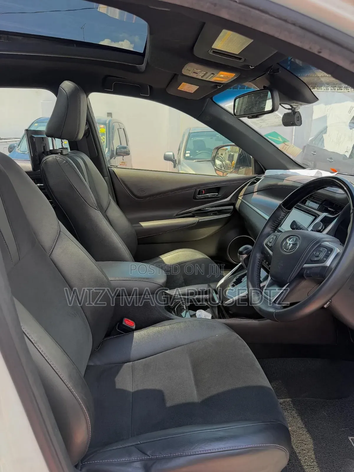 Toyota Harrier 2.0 2015 Pearl