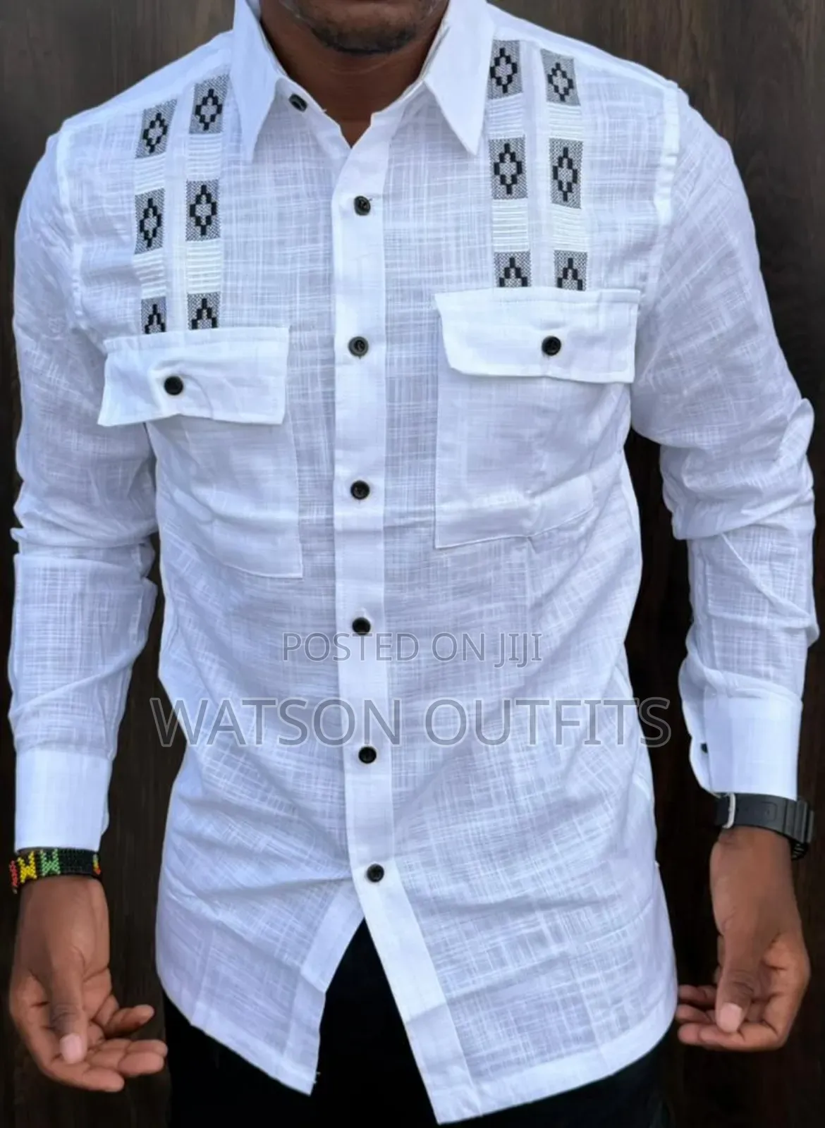 Linen Materials Well and Classically Made Men's New Shirts