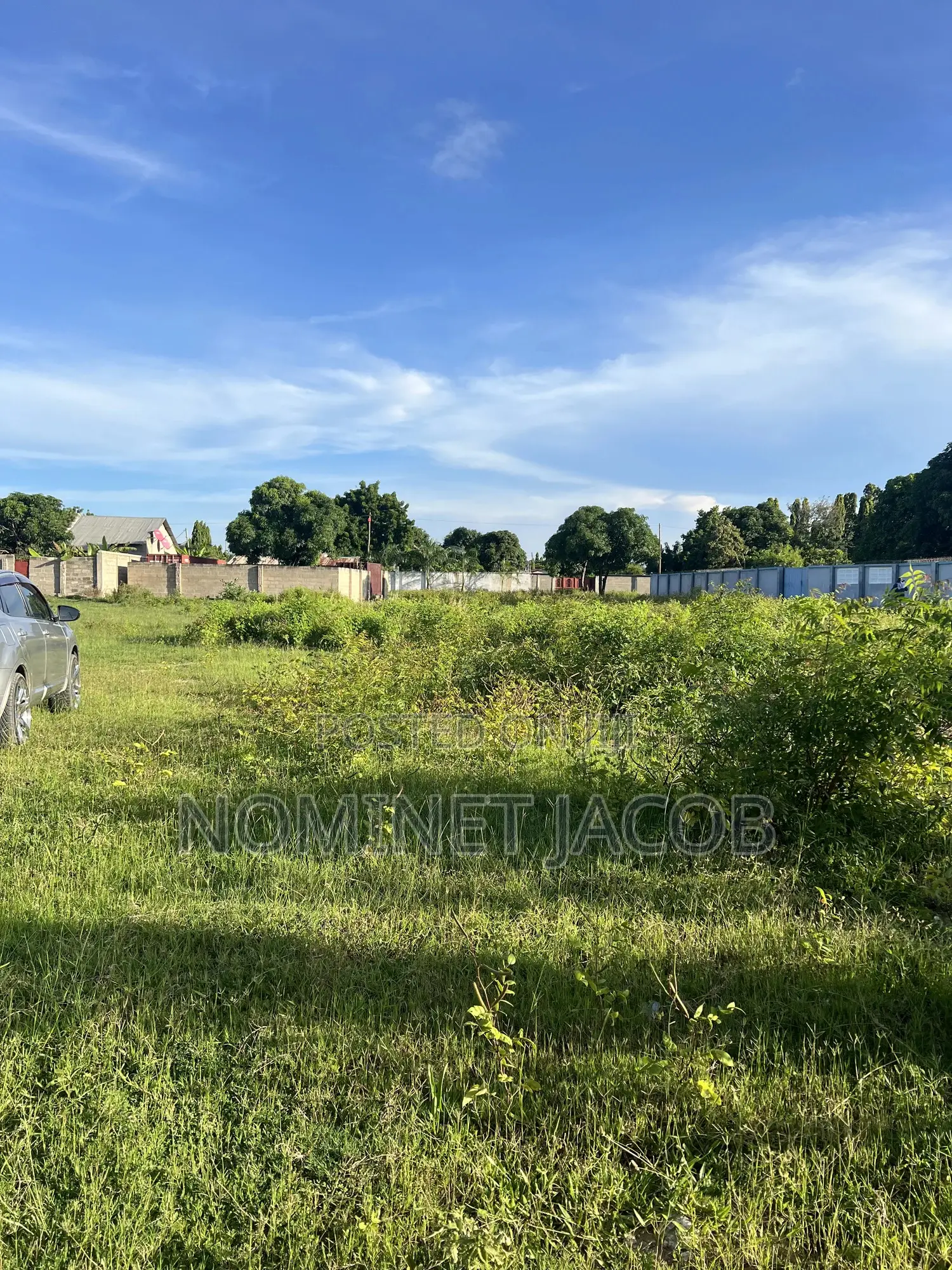 Plot for Sale CQMT 3700 Bei Million 900
