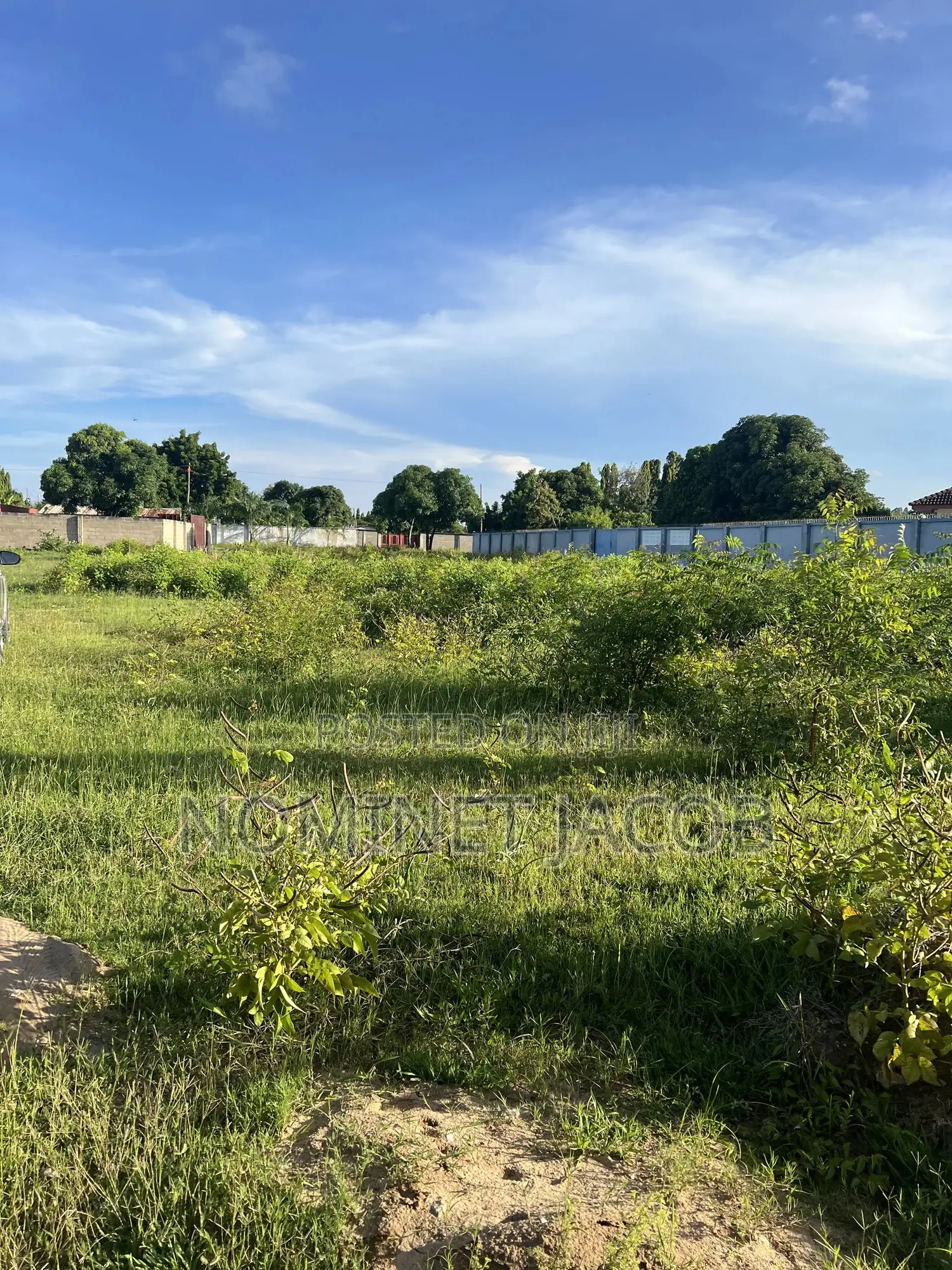 Plot for Sale CQMT 3700 Bei Million 900