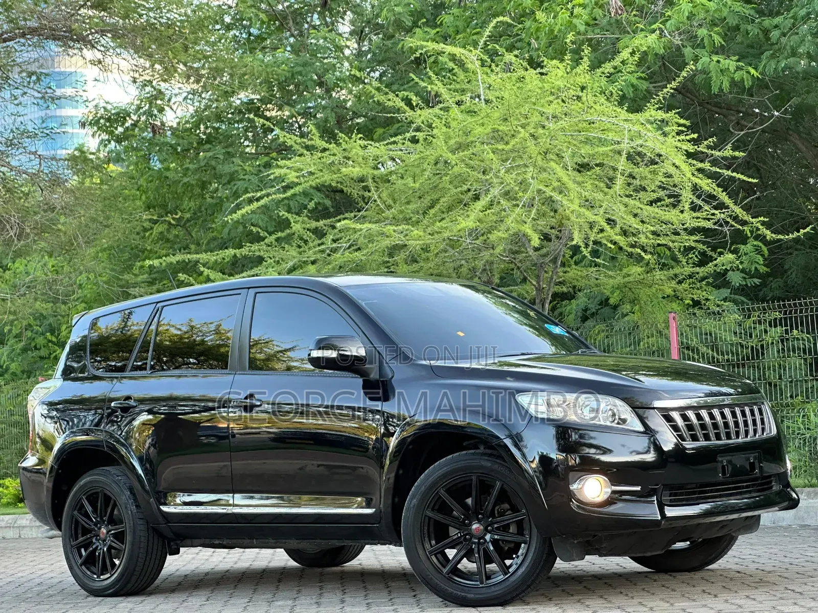 Toyota Vanguard 2010 Black