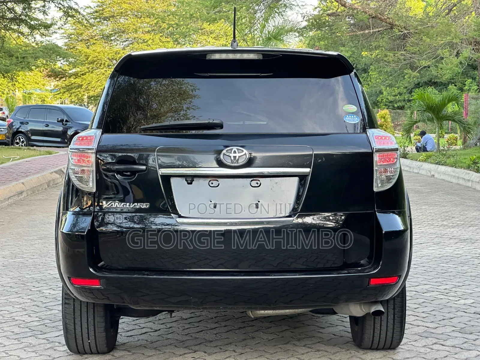 Toyota Vanguard 2010 Black
