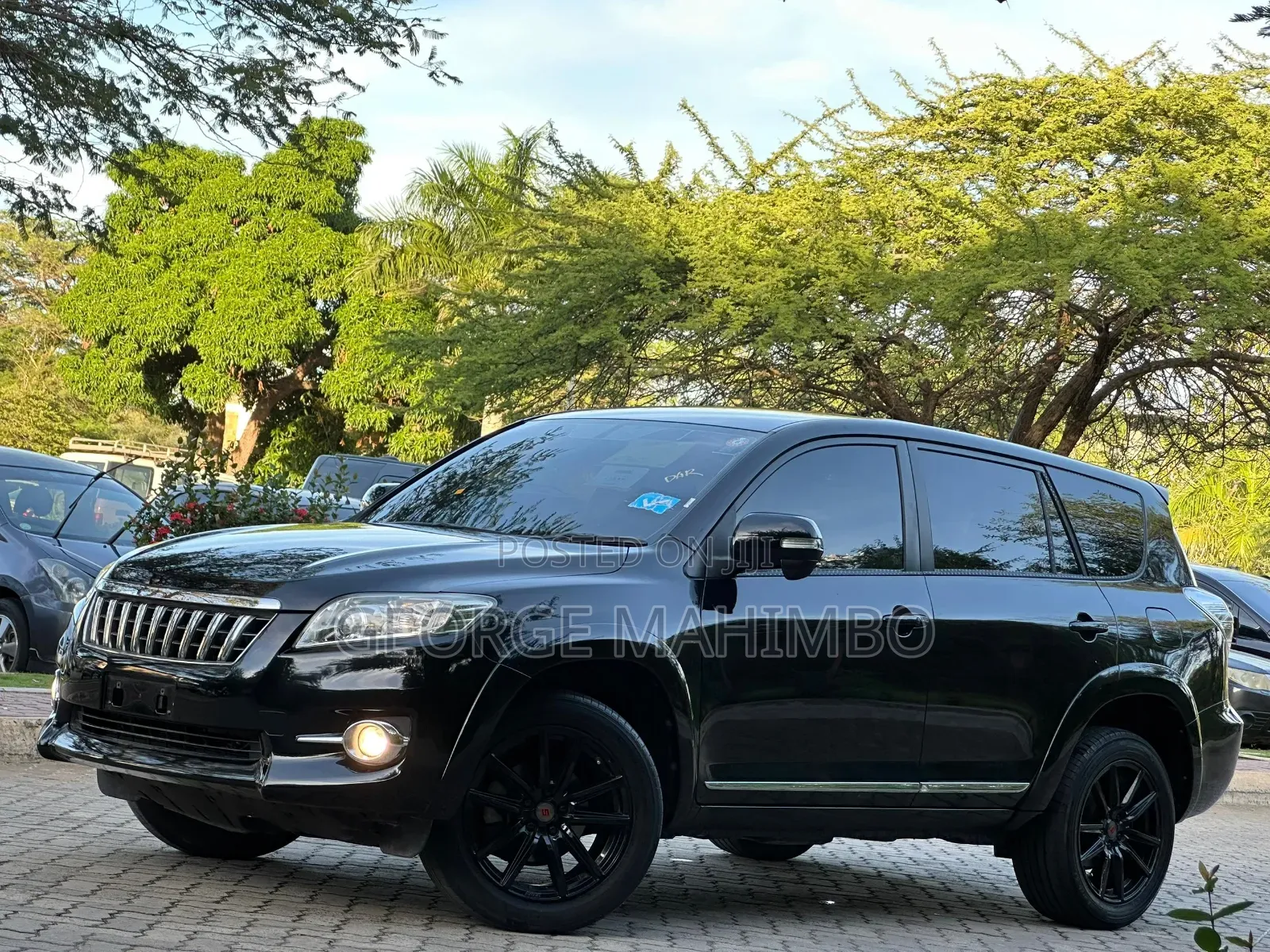Toyota Vanguard 2010 Black