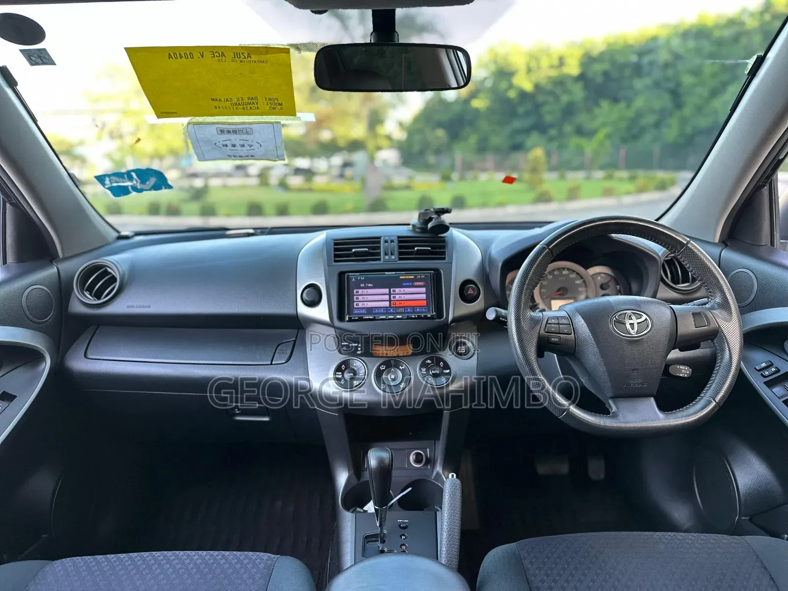 Toyota Vanguard 2010 Black
