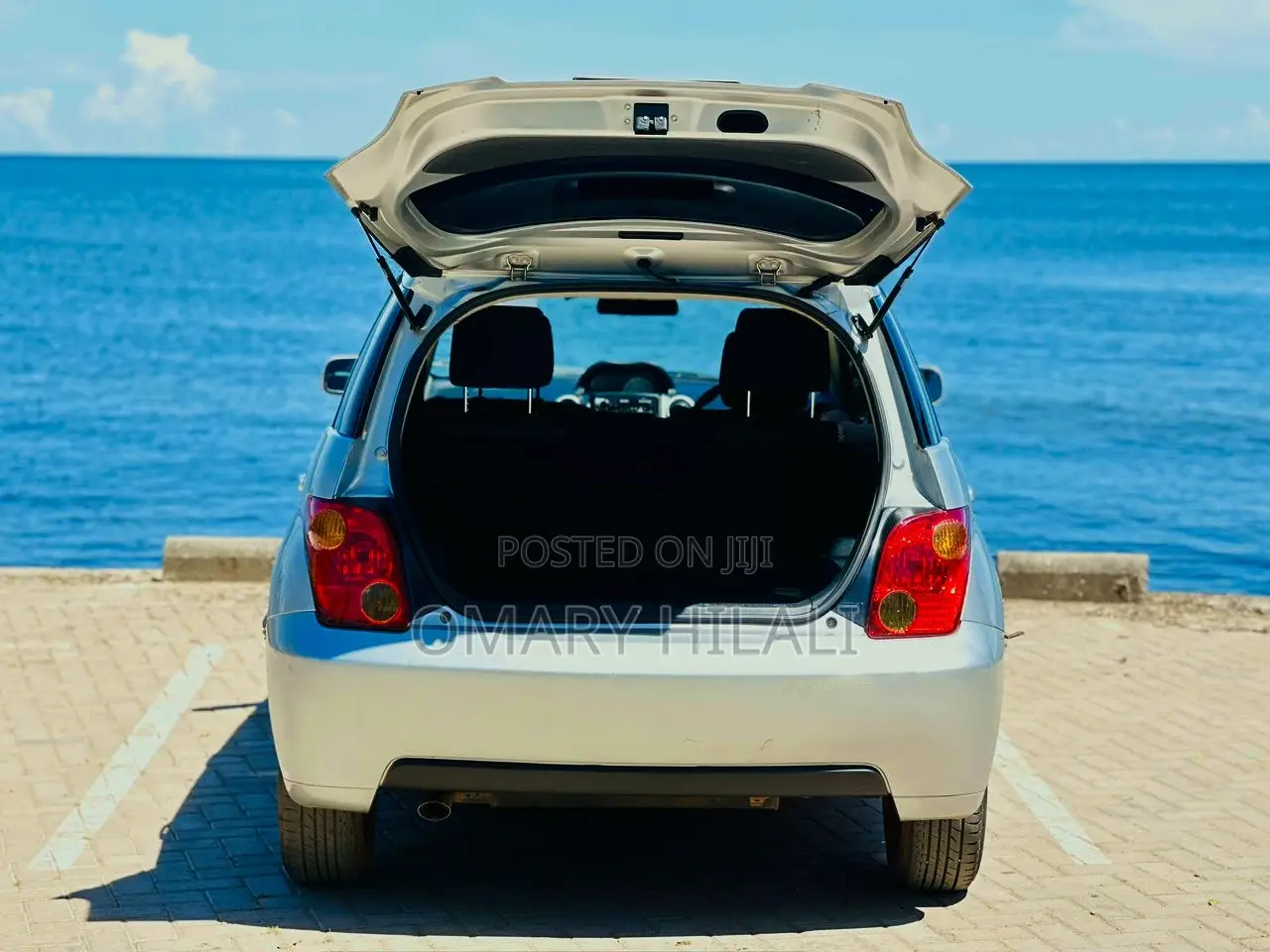 Toyota IST 2003 Silver