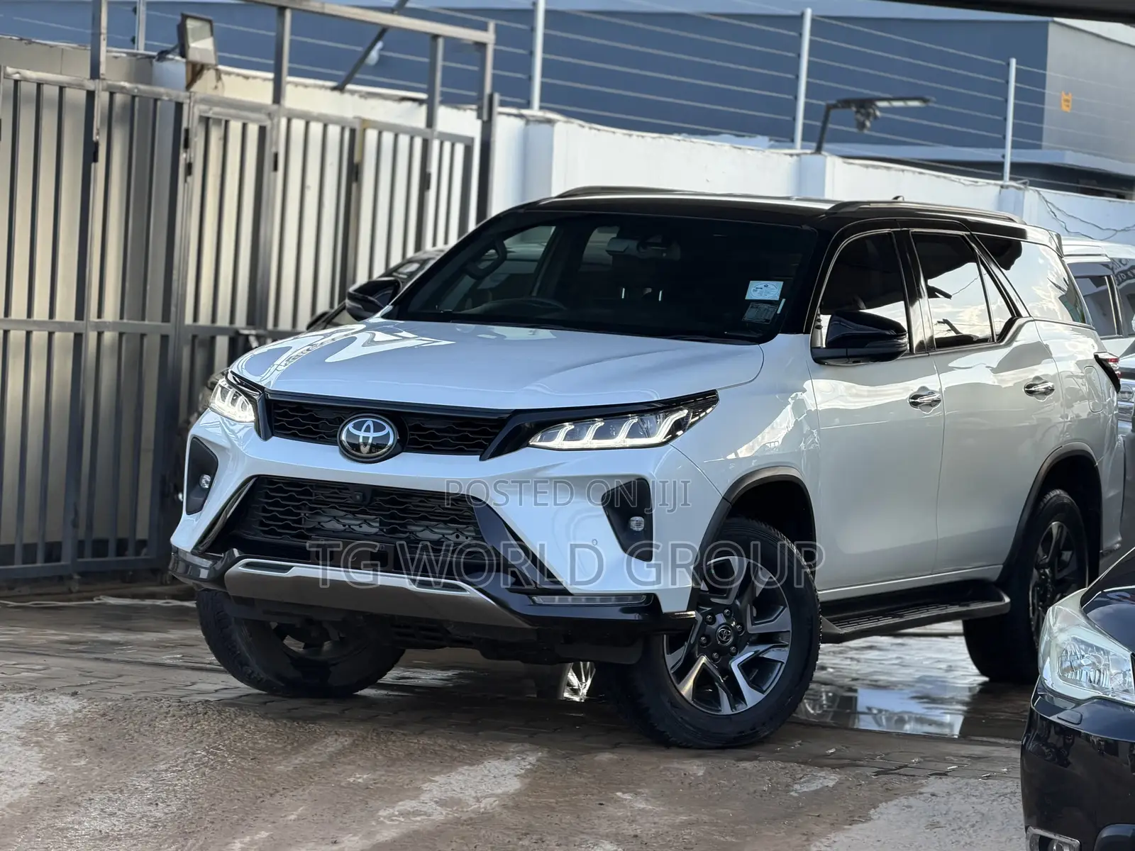 Toyota Fortuner 2.8 D AWD 2024 White