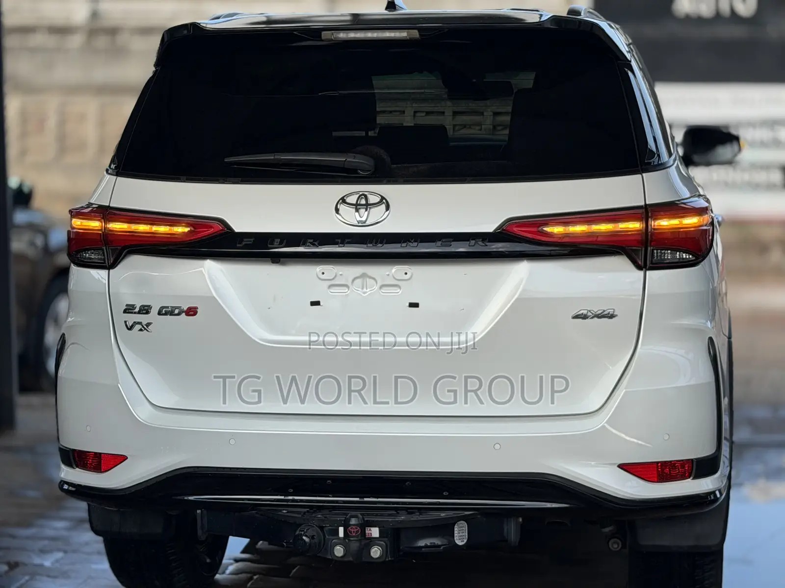 Toyota Fortuner 2.8 D AWD 2024 White