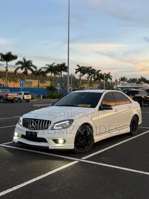 Mercedes-Benz C200 2008 White