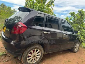 Mazda Verisa 2008 Maroon
