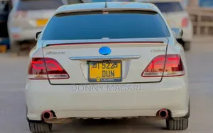 Toyota Crown 2007 White