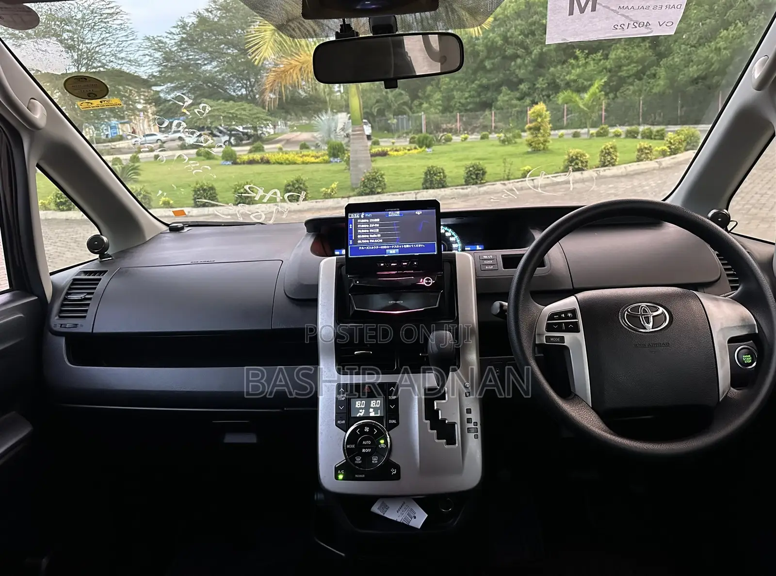 Toyota Voxy 2011 Black