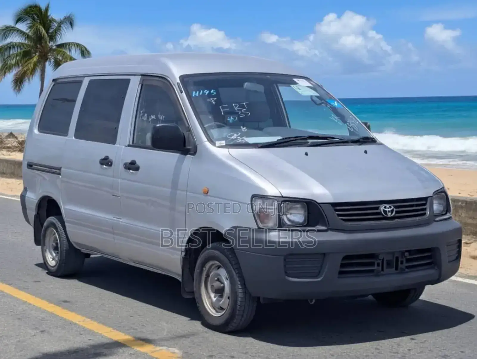 Toyota Lite-Ace 2000 Silver