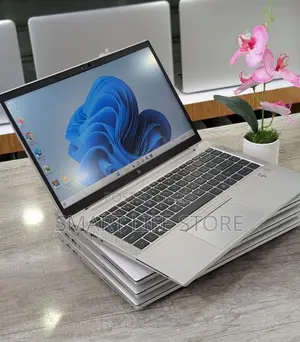 New Laptop HP EliteBook 840 G7 8GB Intel Core i5 SSD 256GB
