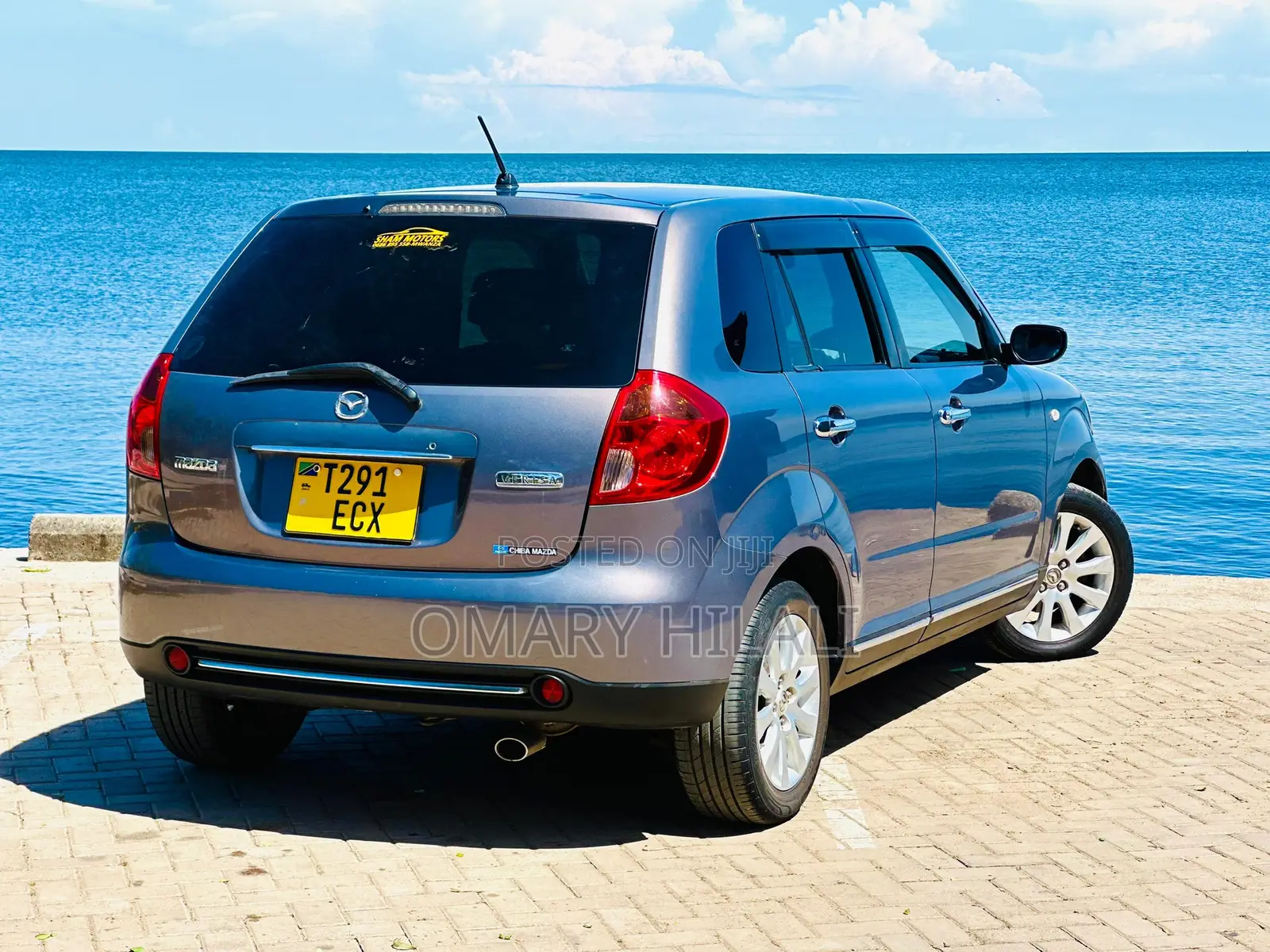 Mazda Verisa 2006 Gray