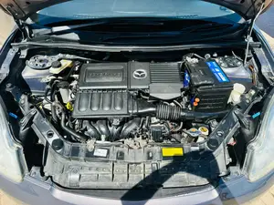Mazda Verisa 2006 Gray