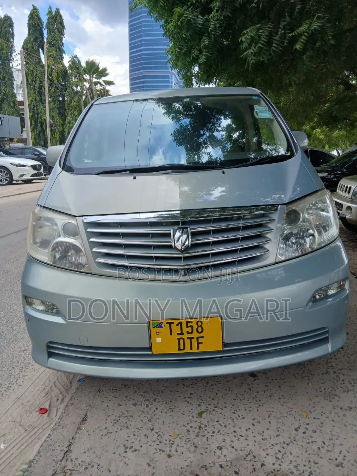 Toyota Alphard 2005 Silver