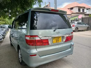 Toyota Alphard 2005 Silver