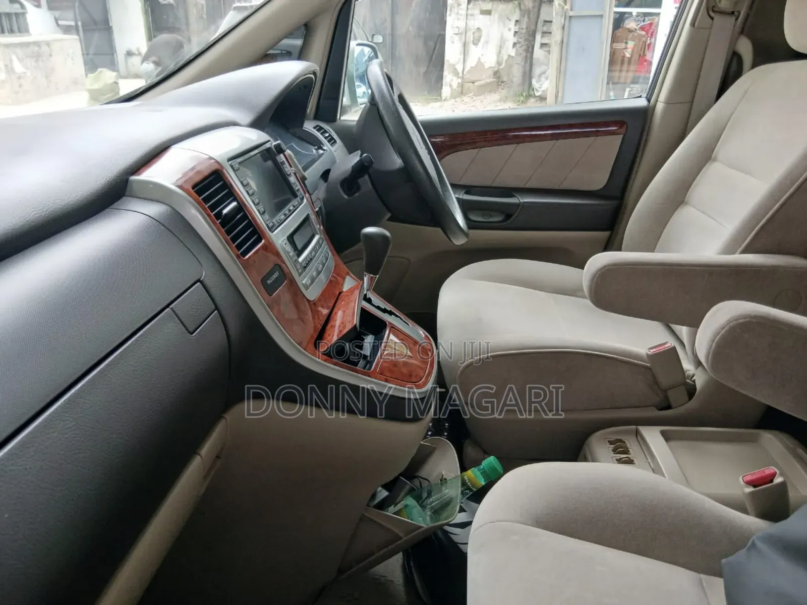Toyota Alphard 2005 Silver