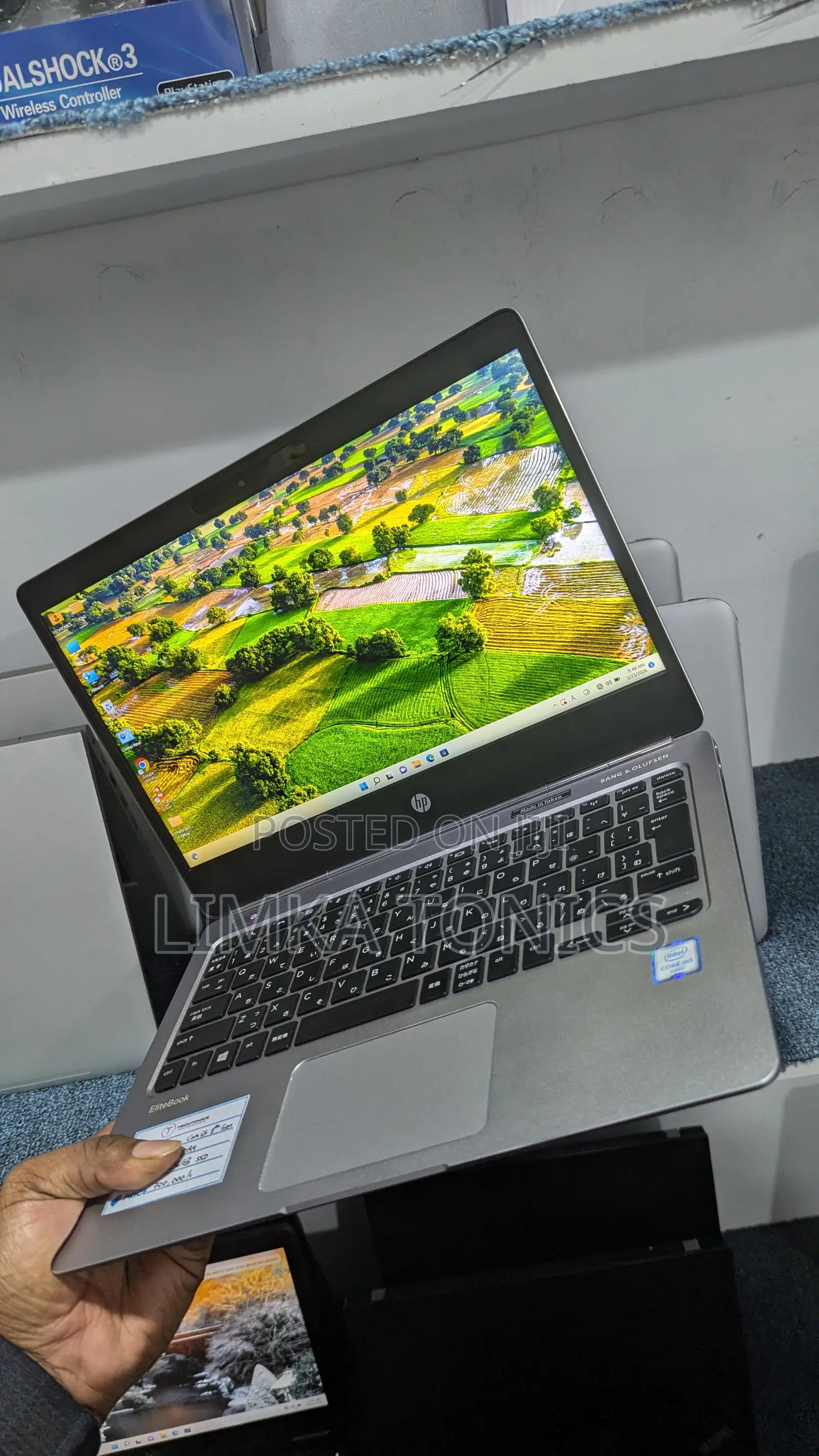 New Laptop HP EliteBook Folio G1 8GB Intel Core i5 SSD 256GB