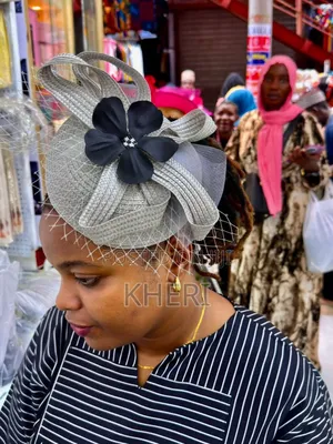 Elegant Fascinator Caps