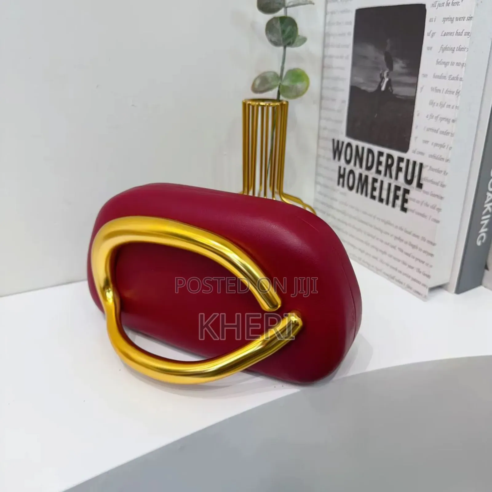 Vintage Style Box Clutch
