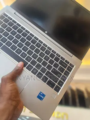 Laptop HP ProBook 640 G8 16GB Intel Core i5 SSD 512GB