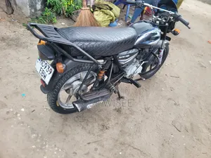 Bajaj Boxer 125 2025 Black