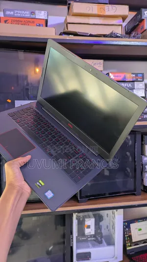 Laptop Dell G3 15 3579 8GB Intel Core i7 SSD 512GB