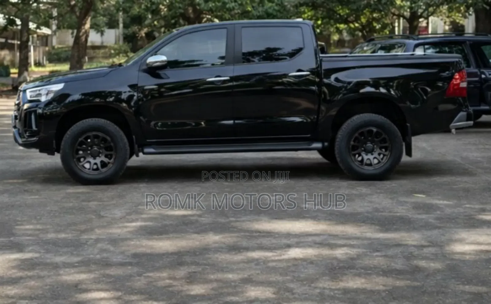 Toyota Hilux 2020 Black