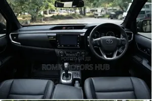 Toyota Hilux 2020 Black