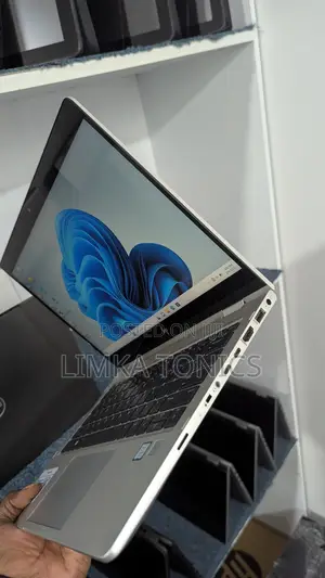 New Laptop HP EliteBook x360 830 G6 8GB Intel Core i7 SSD 256GB