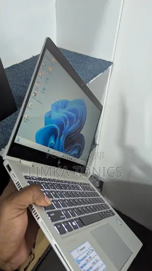 New Laptop HP EliteBook x360 830 G6 8GB Intel Core i7 SSD 256GB