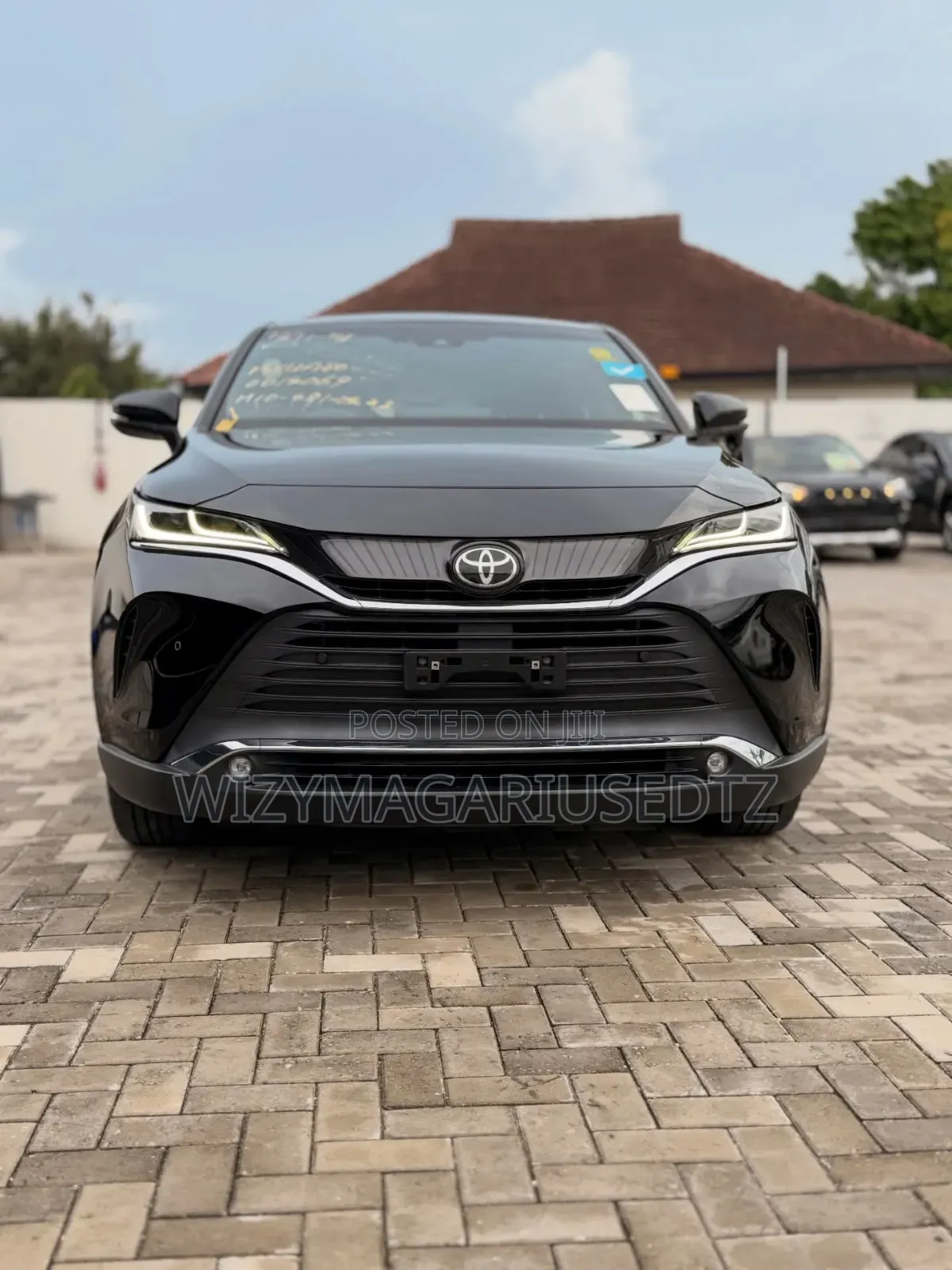 Toyota Harrier G 2021 Burgundy