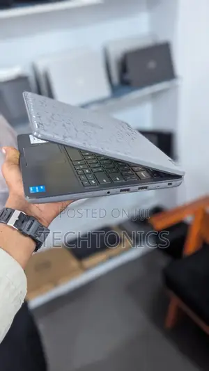 Laptop Dell Latitude 3120 8GB Intel Celeron SSD 128GB