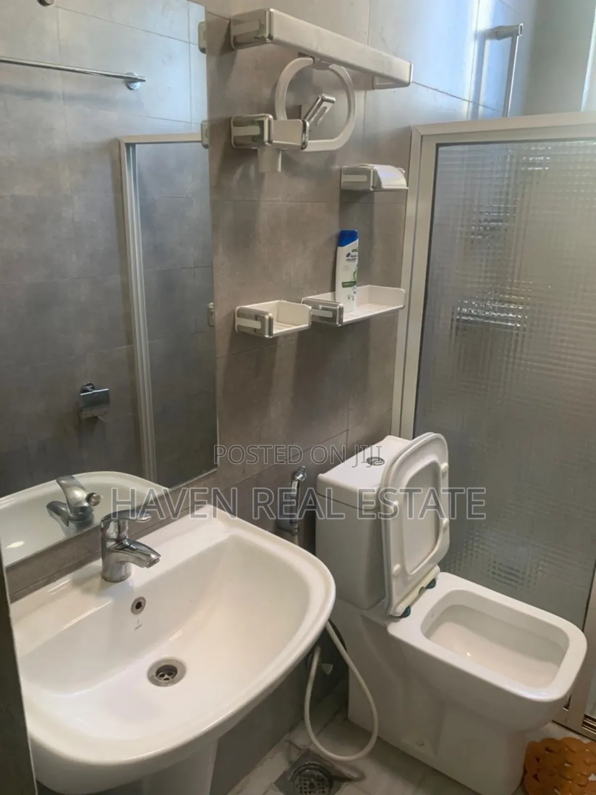 Furnished 2bdrm Apartment in Mjini for rent