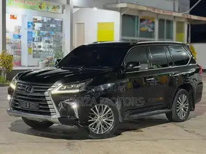 Lexus LX 2018 Black