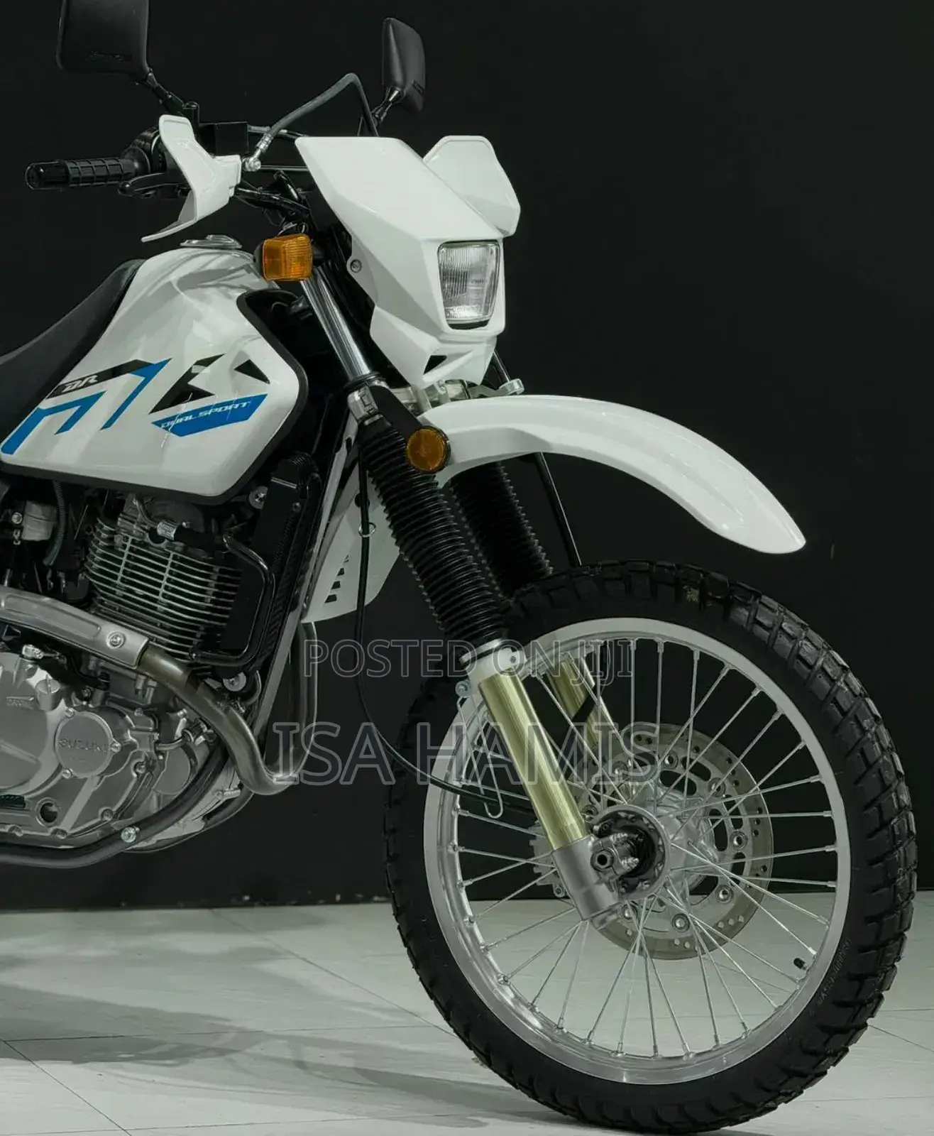 Suzuki 2022 White