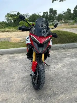Ducati Multistrada V4 2022