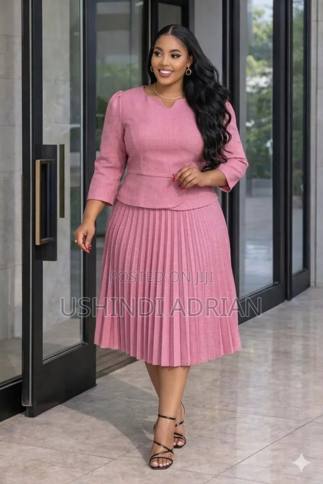  Elegance Queen Dresses 